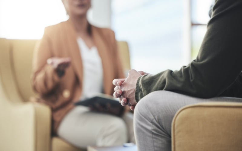an addiction therapy session