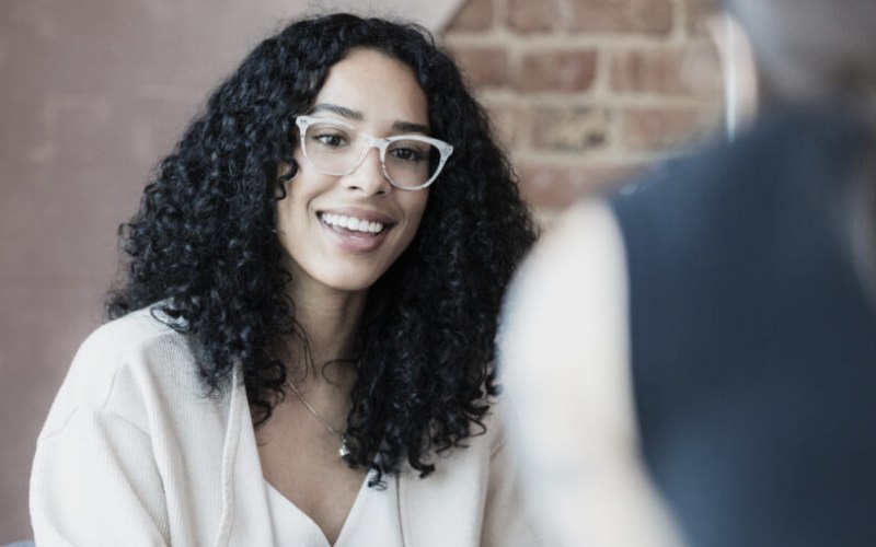 Therapist and client discussing substance use treatment