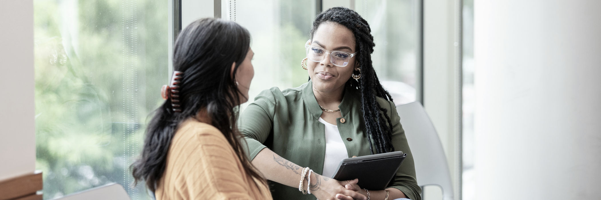 A woman getting outpatient ADHD treatment at Renova Behavioral Health in Peabody, MA.